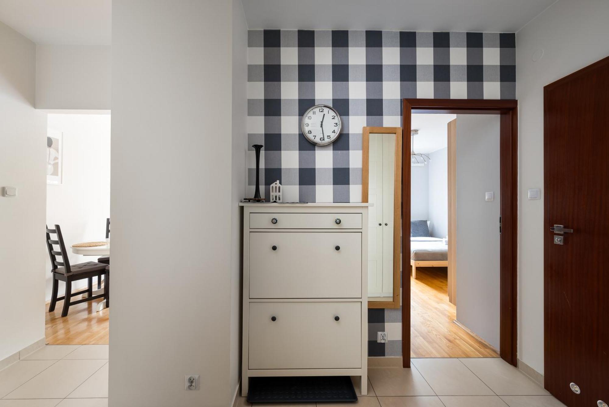 Metro Ksiecia Janusza Cosy Apartment Warsaw Exterior photo